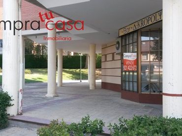Locale commerciale in vendita a Calle VICENTE ALEIXANDER