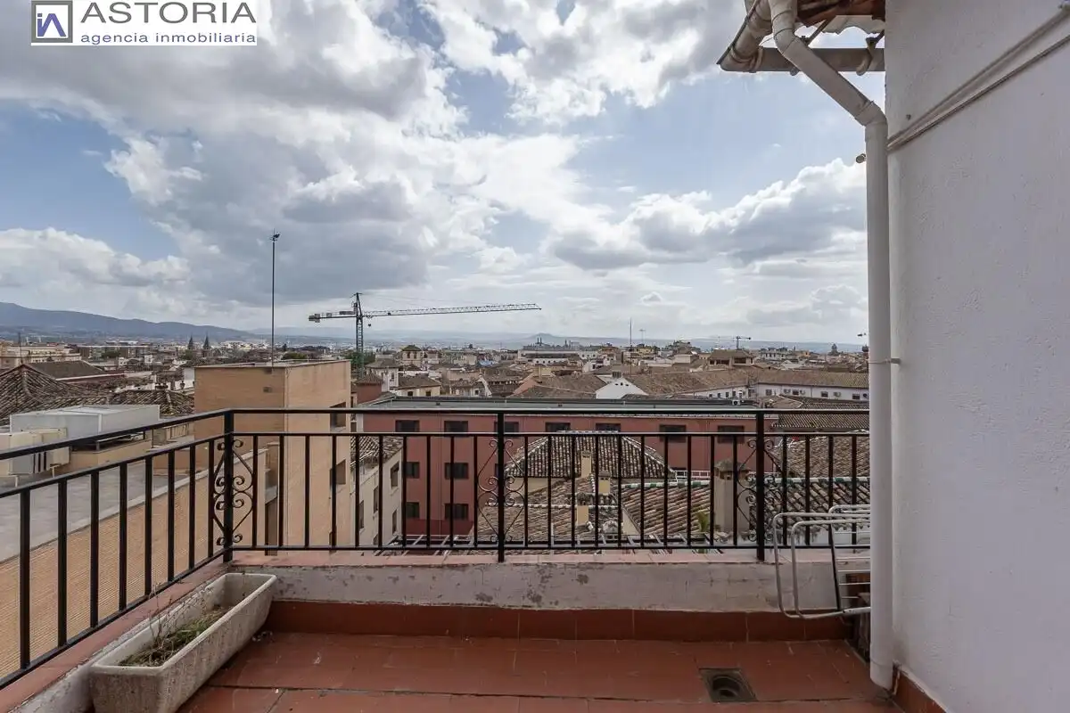 Terrasse von Wohnung zum Verkauf in Granada mit Terrasse