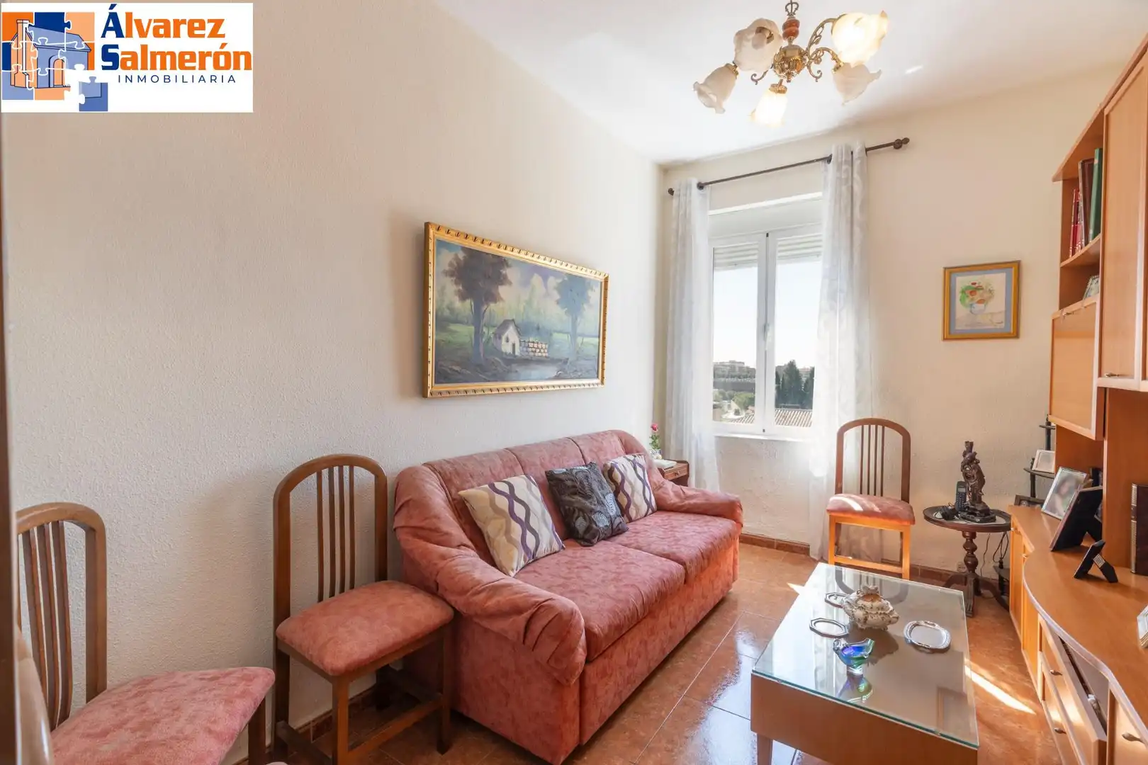Wohnzimmer von Wohnung zum Verkauf in Granada mit Klimaanlage und Heizung