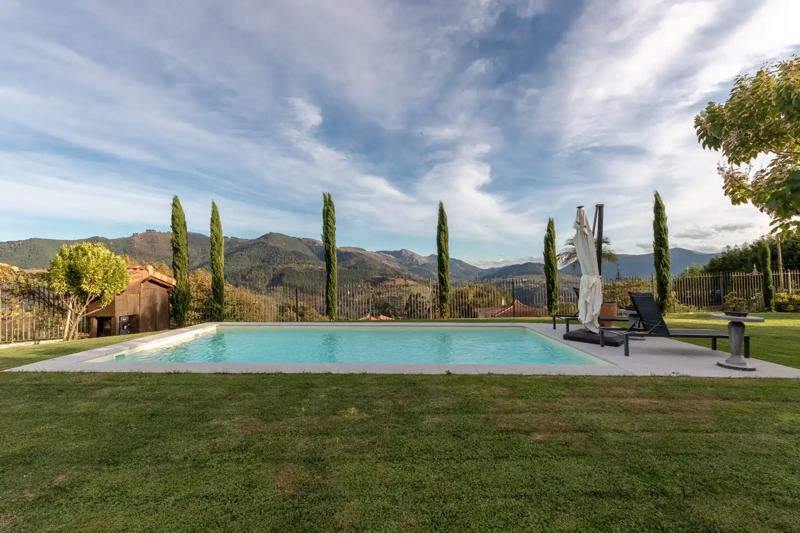 Piscina de Casa o chalet en venta en Galdames con Parquet, Trastero y Piscina