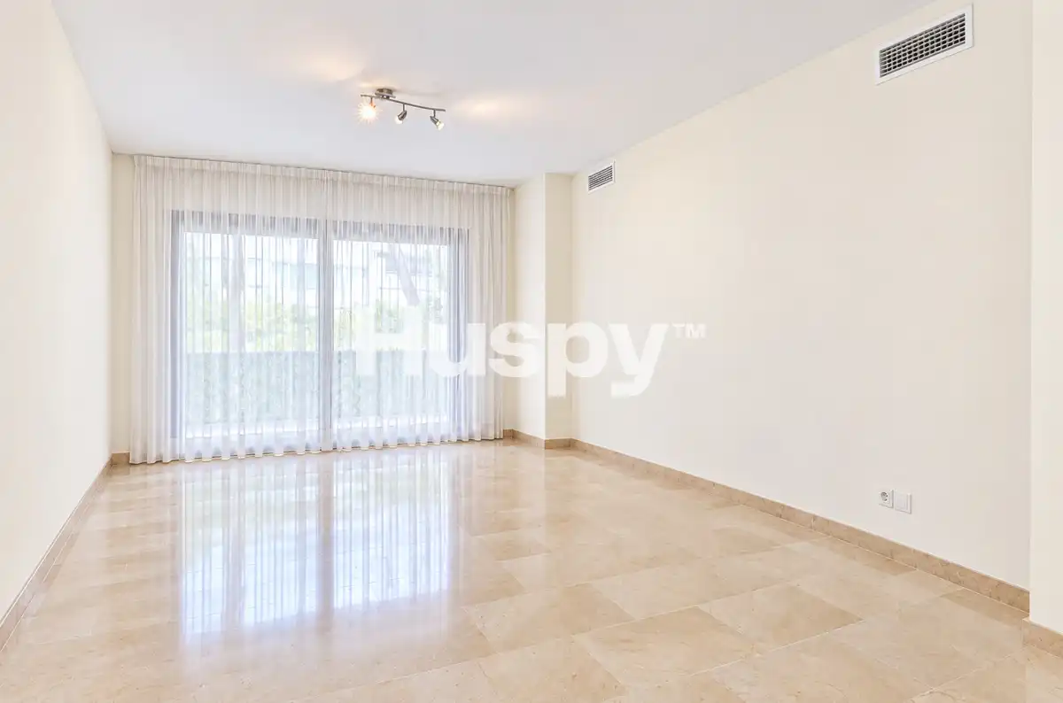 Piso con terraza en venta en Urbanizacion Torre Real Parq el Carmen, imagen 4
