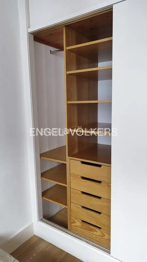 Attic for rent in Madrid  with Air Conditioner, Heating and Parquet flooring