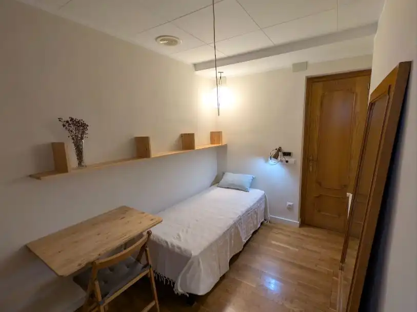 Flat for sale in Carrer de Sant Ermengol 0, imagen 10