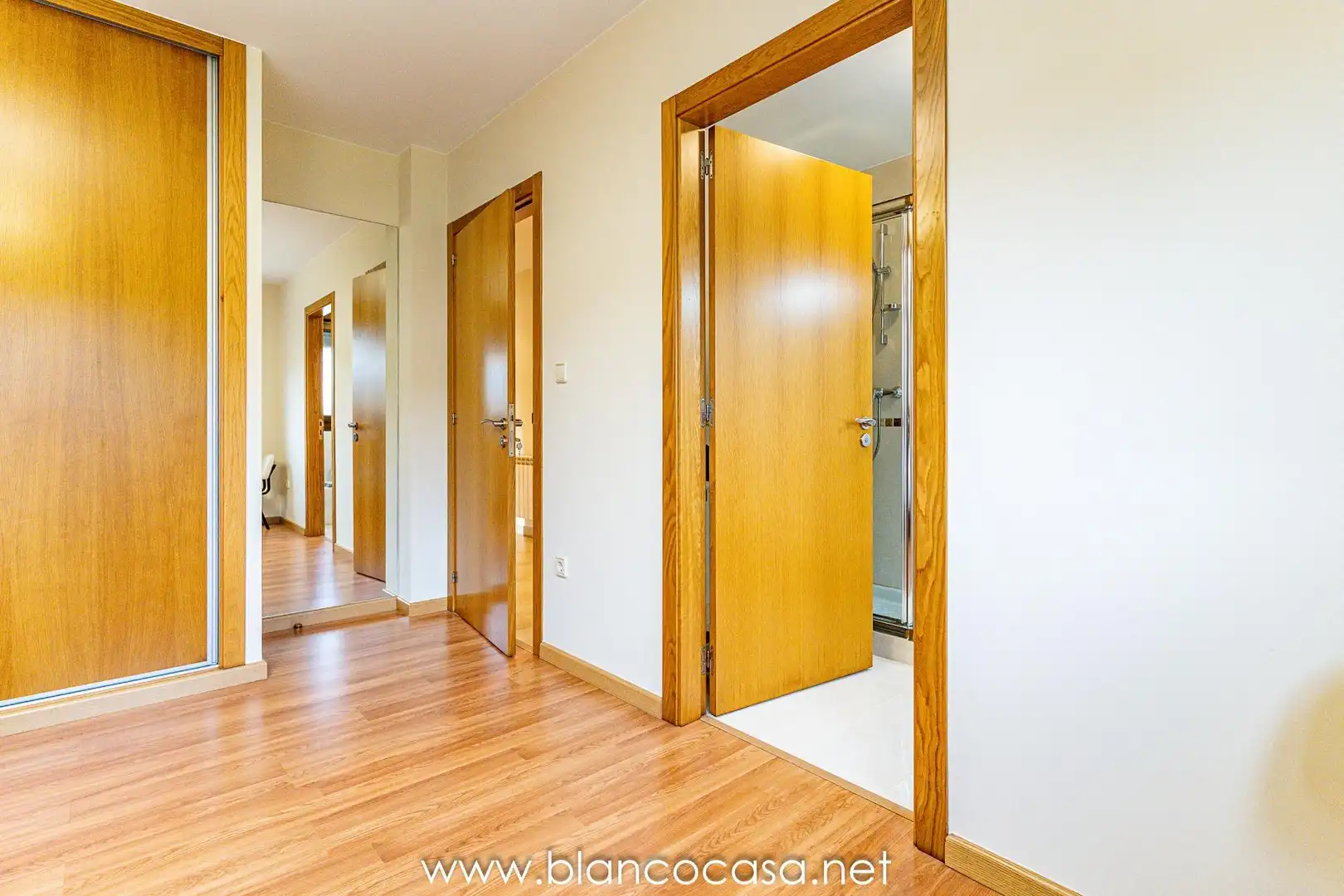 Casa o chalet en venta en Carballo con Calefacción, Trastero y Amueblado