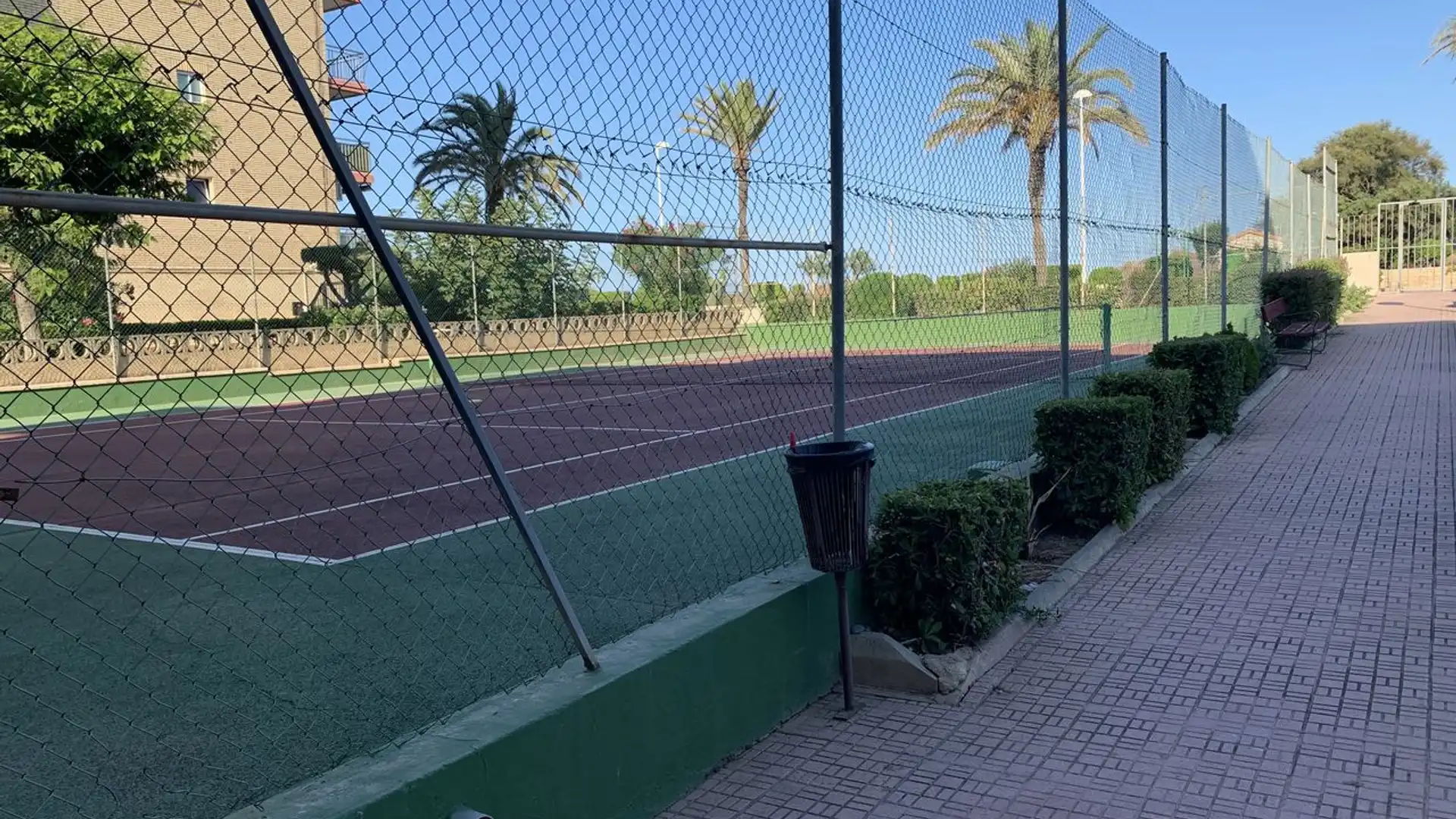 Planta baixa en venda a Canet d'En Berenguer