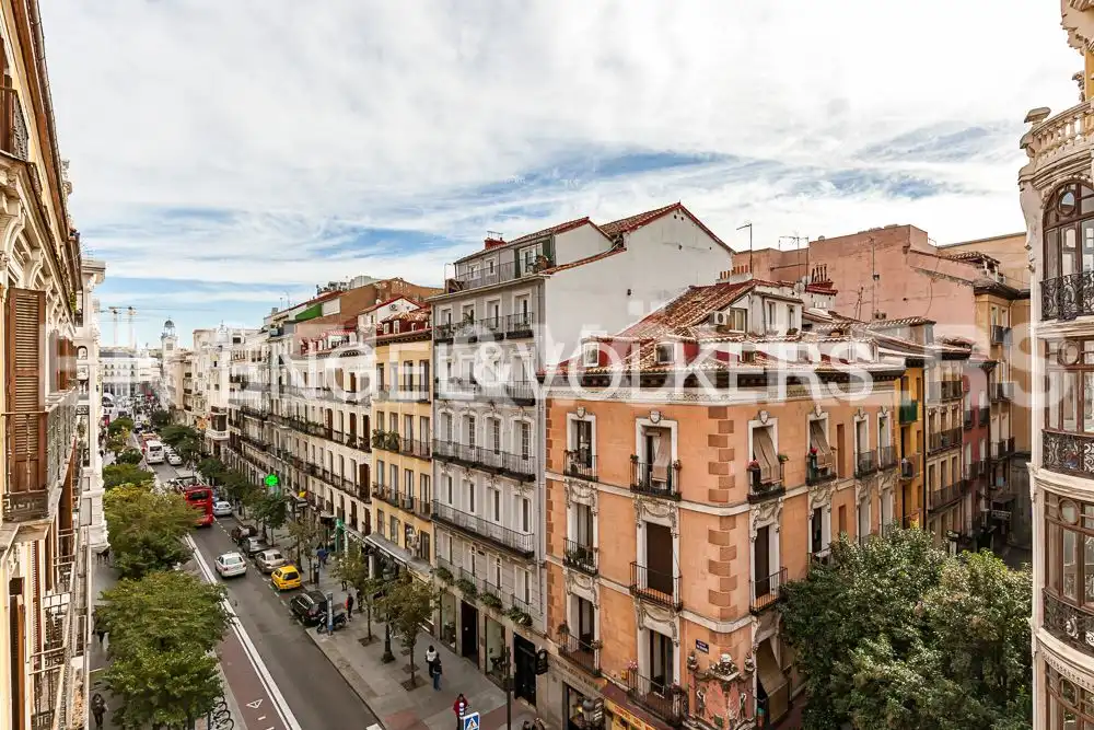 Exterior view of Flat for rent in Madrid  with Air Conditioner, Heating and Furnished