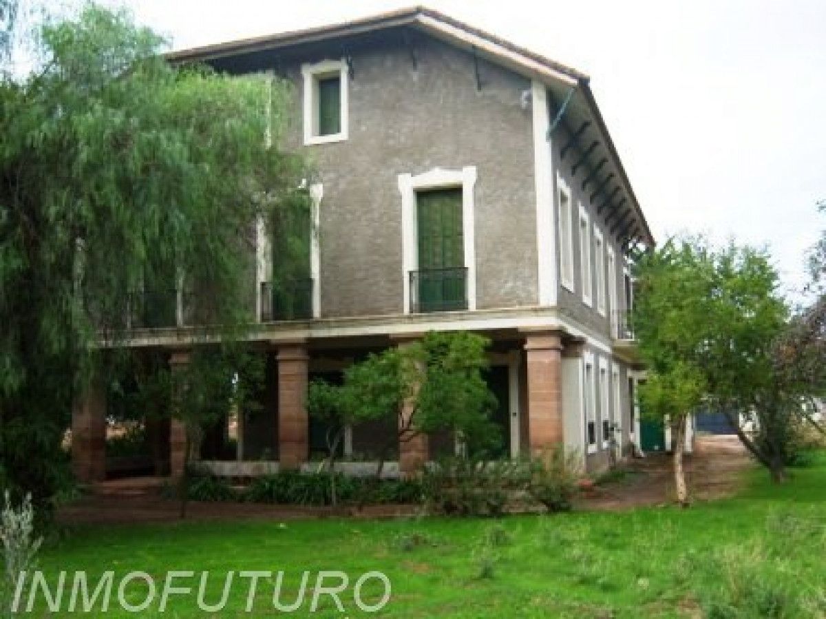 Exterior view of Country house for sale in La Carolina  with Private garden, Terrace and Storage room