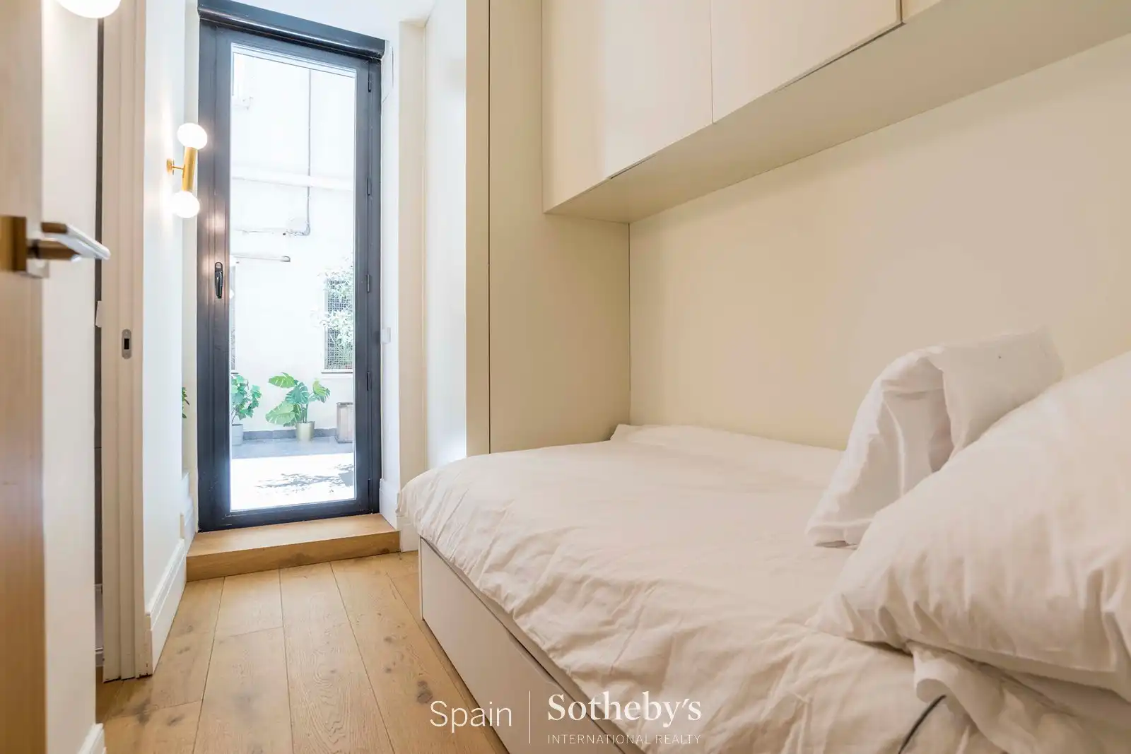 Habitación de Apartamento en venta en Madrid con Aire acondicionado, Calefacción y Terraza