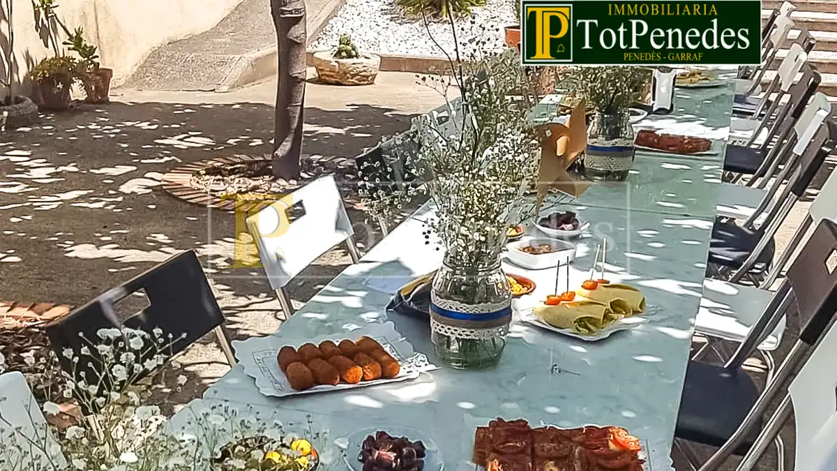 Terraza de Local en traspaso en Sant Martí Sarroca con Aire acondicionado, Calefacción y Terraza