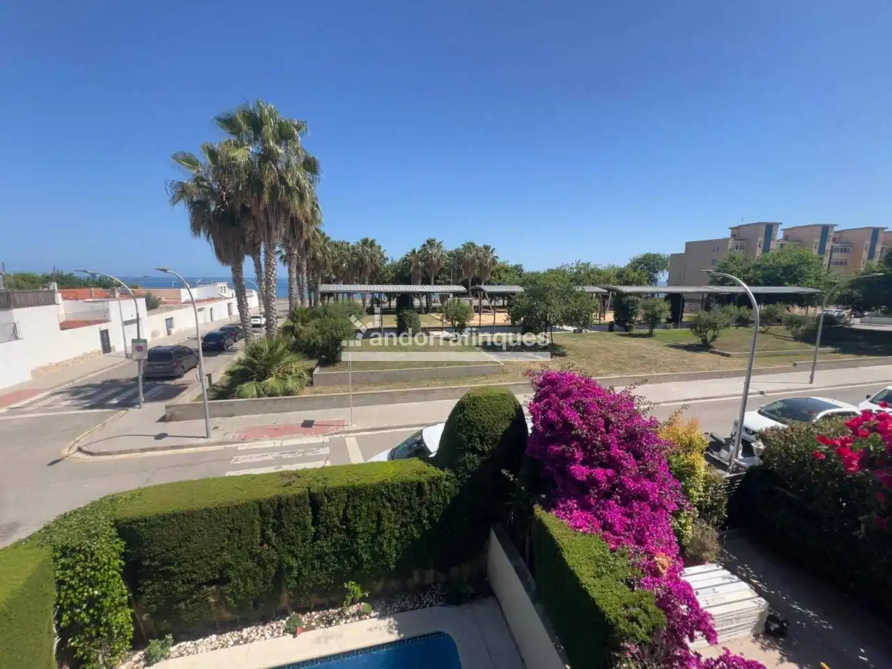 Vista exterior de Casa o xalet en venda en Vilassar de Mar amb Jardí privat, Terrassa i Piscina