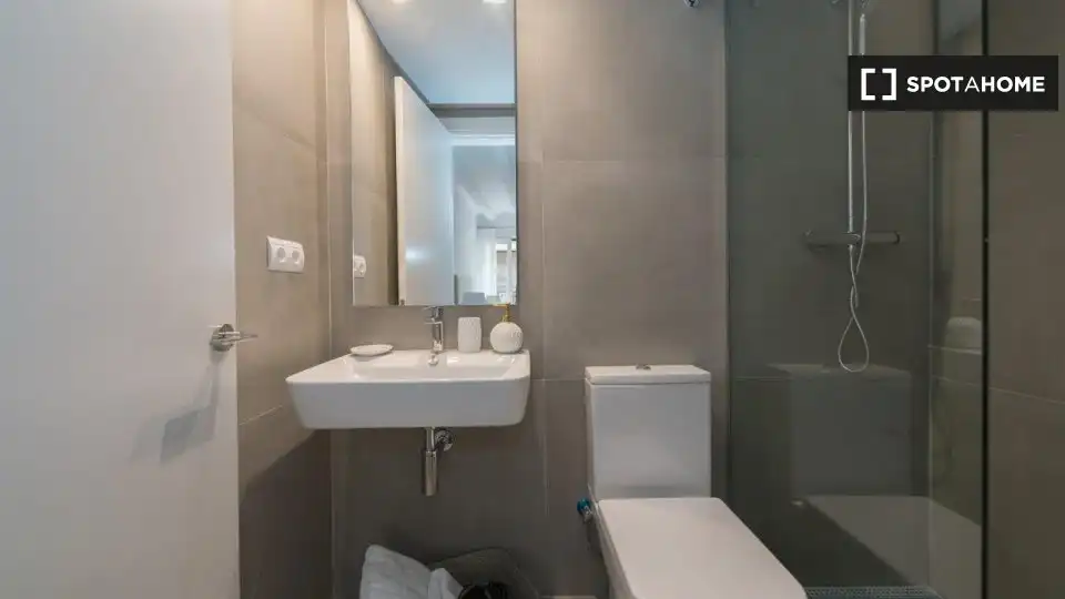 Flat with terrace to rent in Ciutat Vella, imagen 12