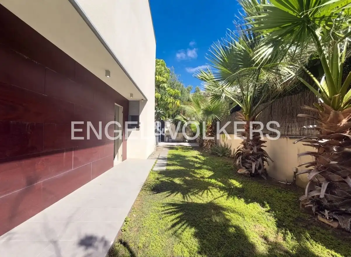 Chalet con terraza en venta en Carrer dels Estornells, imagen 40