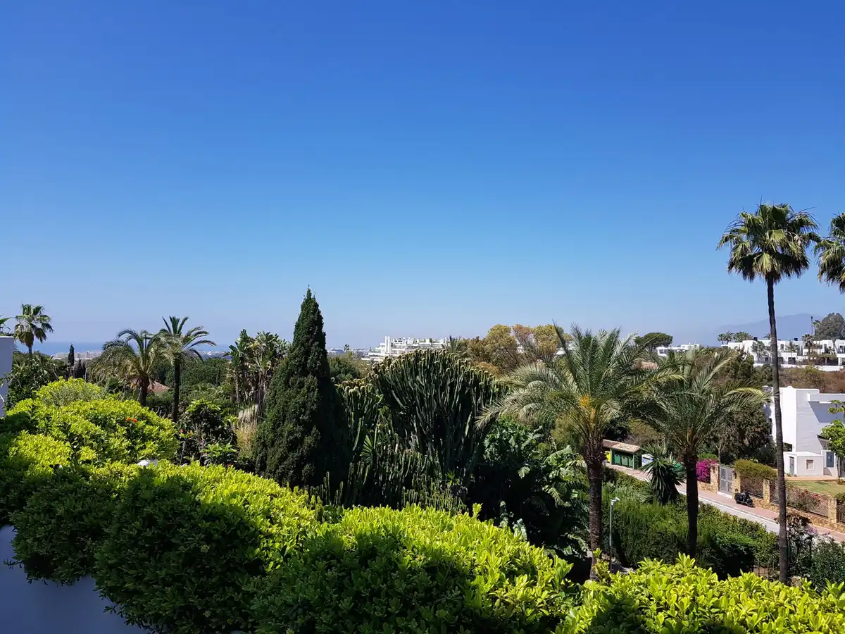 Garden of Flat for sale in Marbella  with Air Conditioner, Terrace and Storage room