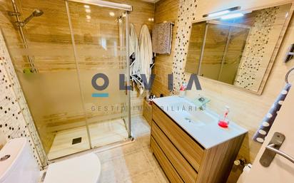 Badezimmer von Wohnung zum verkauf in Viladecavalls mit Heizung, Parkett und Balkon