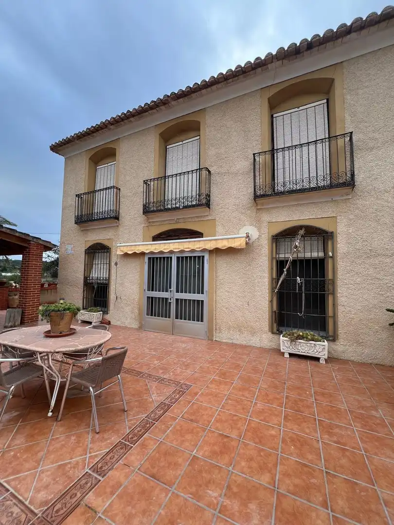 Chalet con piscina en venta en Relleu, imagen 3
