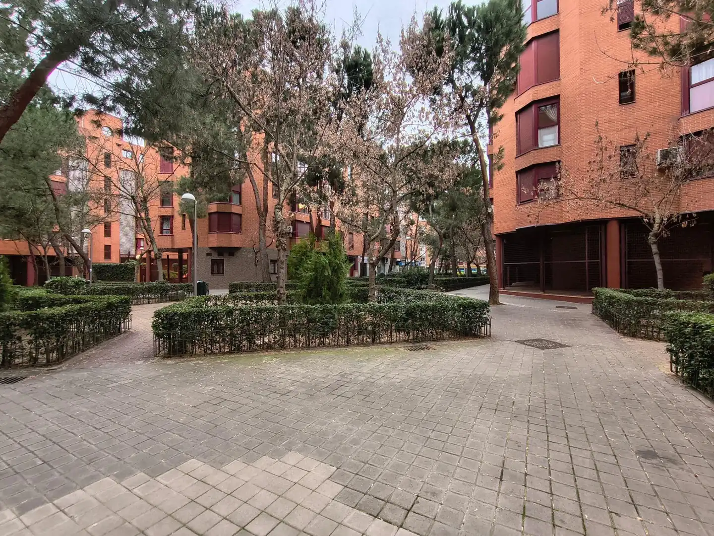 Vista exterior de Oficina en venta en Madrid