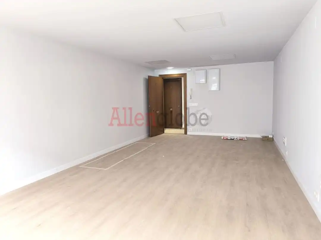 Office space with lift for sale in Centro - Casco Histórico, imagen 4
