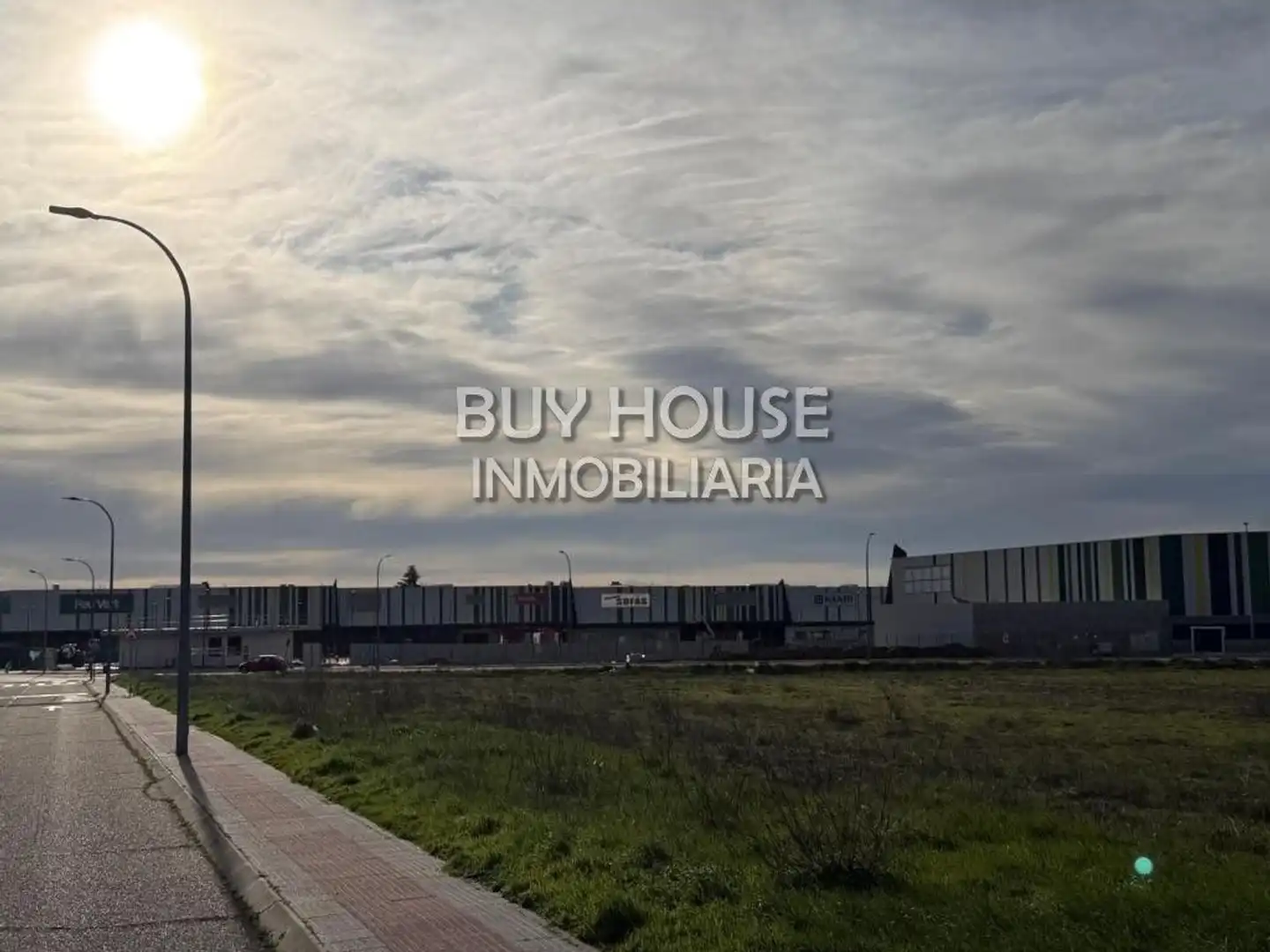 Residential land for sale in Calle Vicente Huidobro, imagen 4