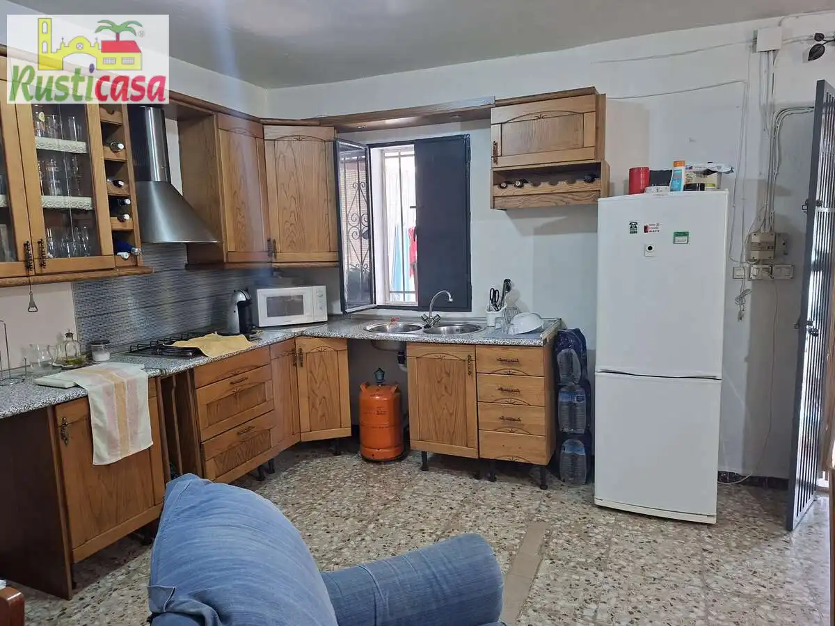Xalet amb jardí en venda a Bailén, imagen 3
