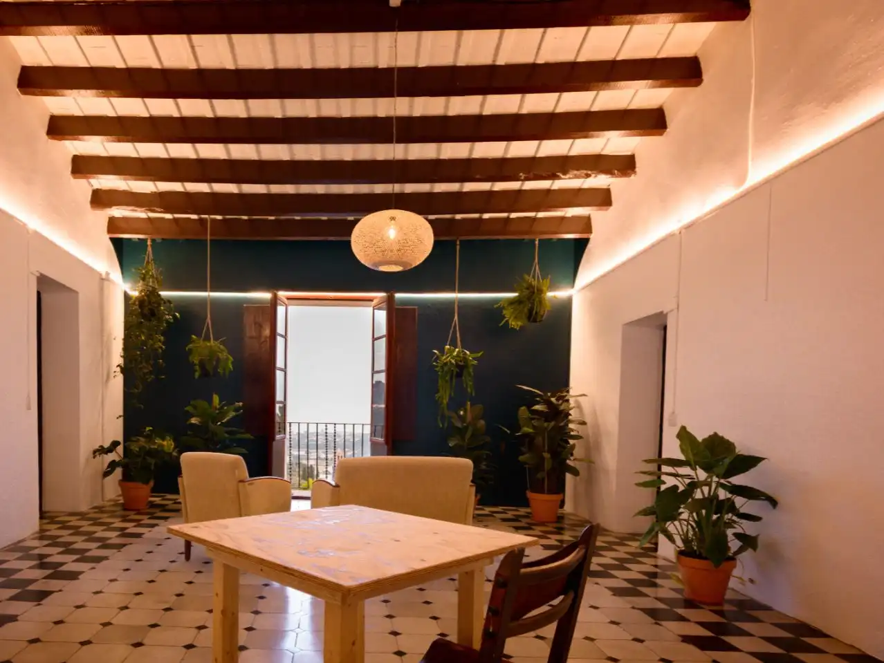 Casa rústica con jardín en venta en paseo orsavinya 4, imagen 5