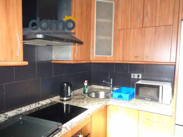Cocina de Piso para compartir en Almería con Aire acondicionado, Amueblado y Horno