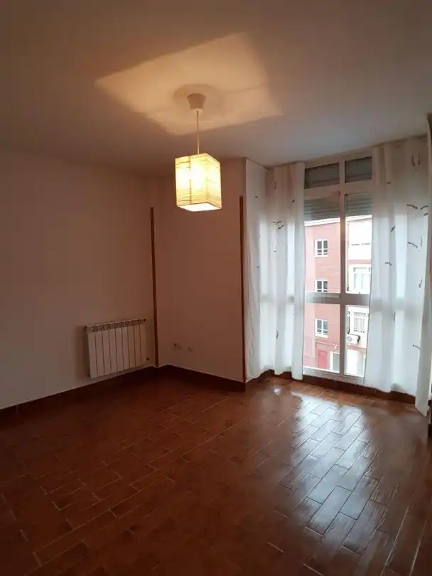 Schlafzimmer von Wohnung zur Miete in Madrid mit Heizung, Privatgarten und Terrasse