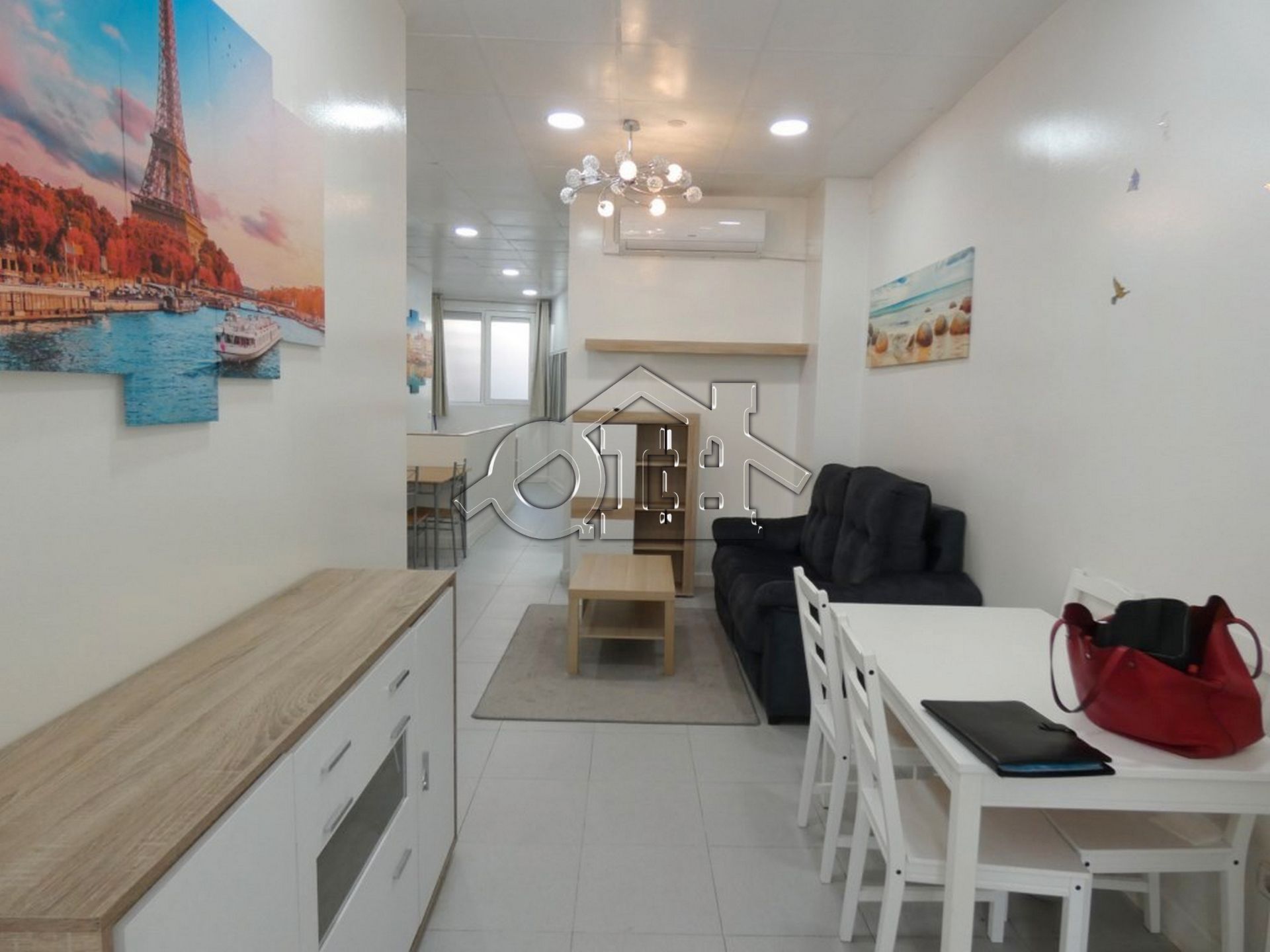 Living room of Flat for sale in Alcalá de Henares  with Air Conditioner, Heating and Parquet flooring