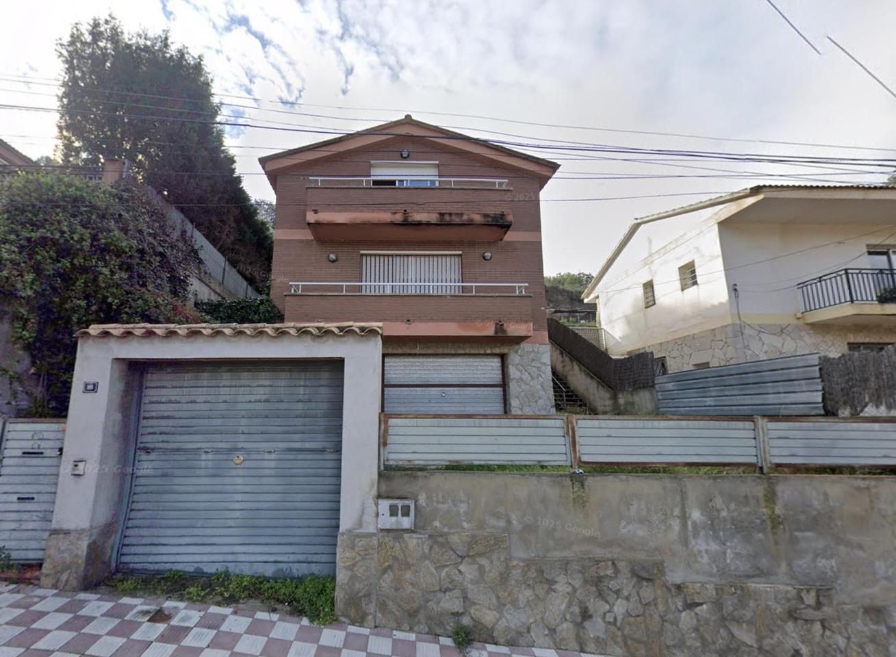 Vista exterior de Casa o xalet en venda en Abrera amb Jardí privat i Terrassa