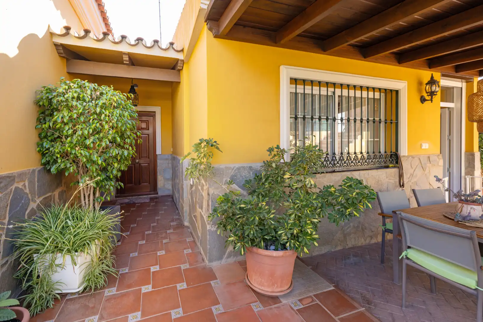 Houses for sale in Málaga  with Air Conditioner, Heating and Private garden