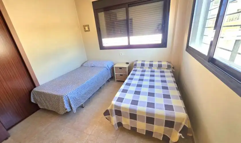 Habitación de Piso en venta en Carboneras con Aire acondicionado, Trastero y Amueblado