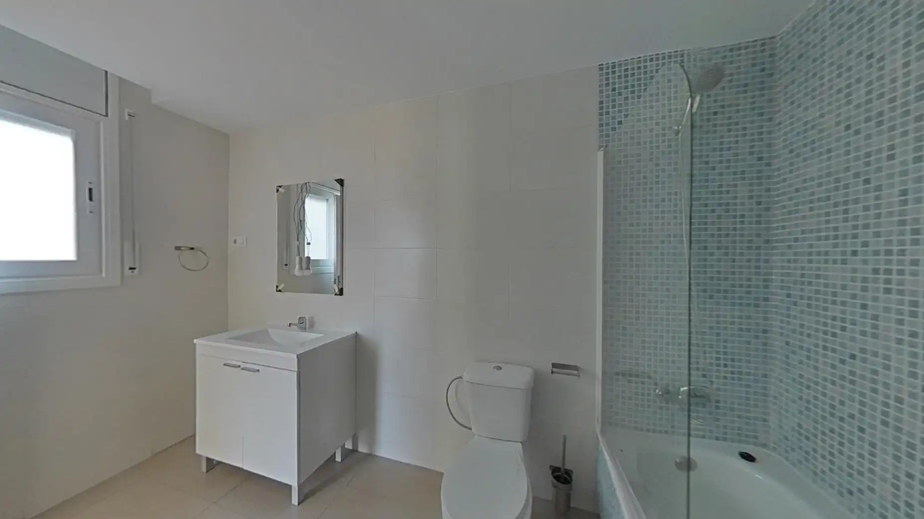 Piso en venta en Av Abat Marcet, Zona Esportiva