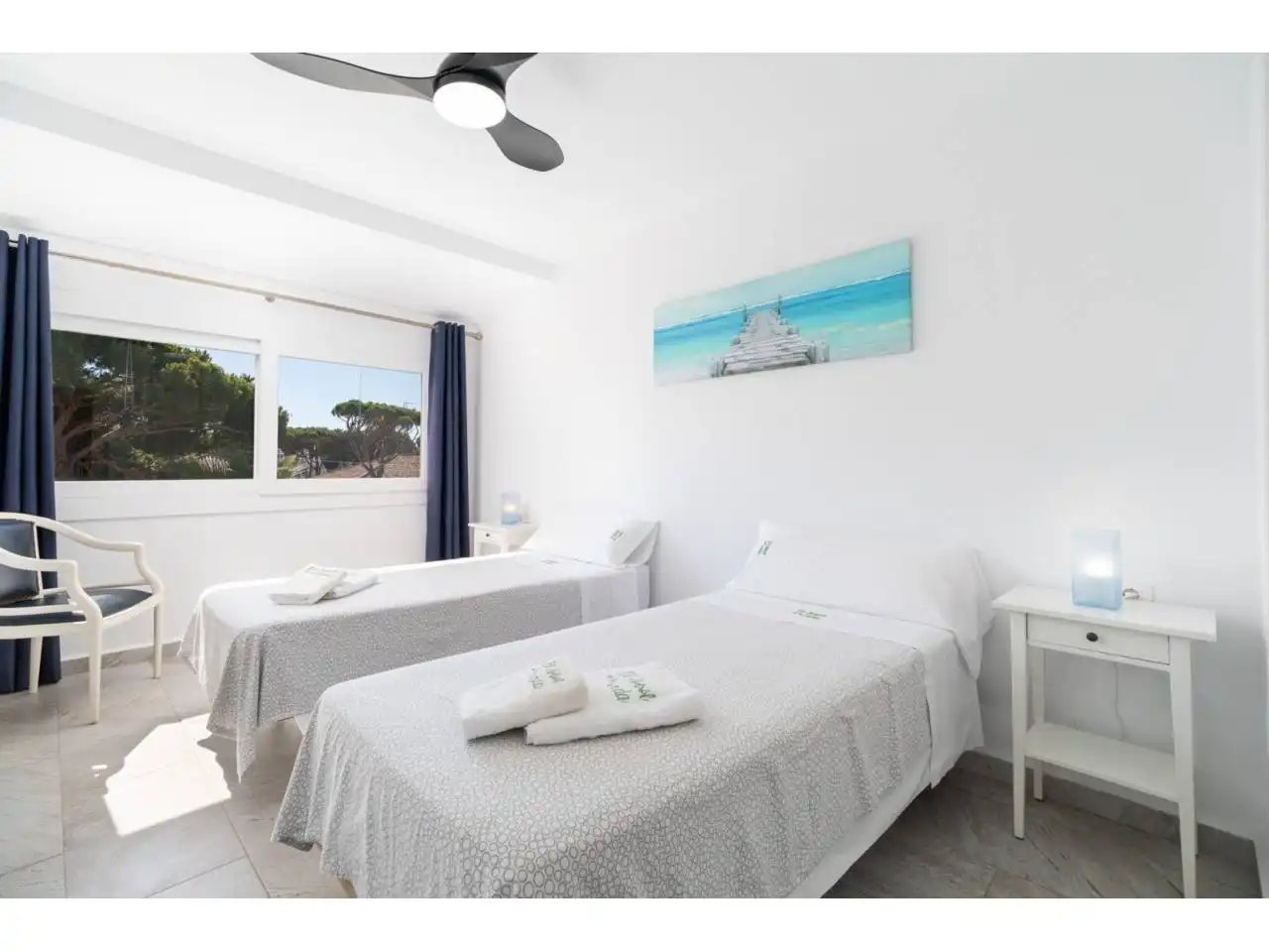 Habitación de Casa o chalet en venta en Chiclana de la Frontera con Aire acondicionado, Jardín privado y Terraza