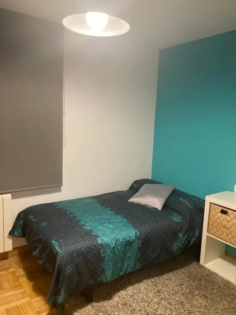 Flat for rent in Calle las Infantas, Universidad - Las Huelgas