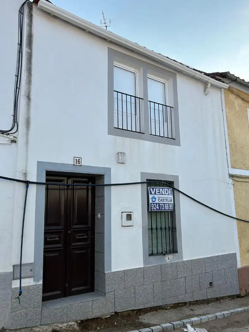 Finca rústica en venda a Calle Salvaleón, 16, Barcarrota