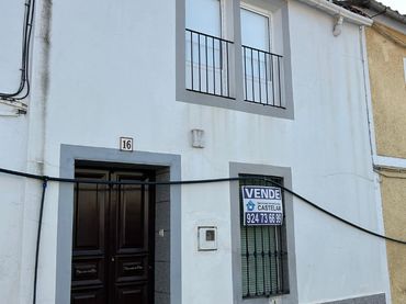 Casa rustica in vendita a Calle Salvaleón 16