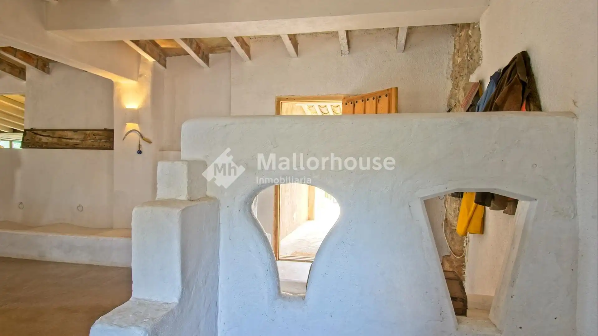 Country homes for sale in Ariany  with Air Conditioner, Private garden and Terrace
