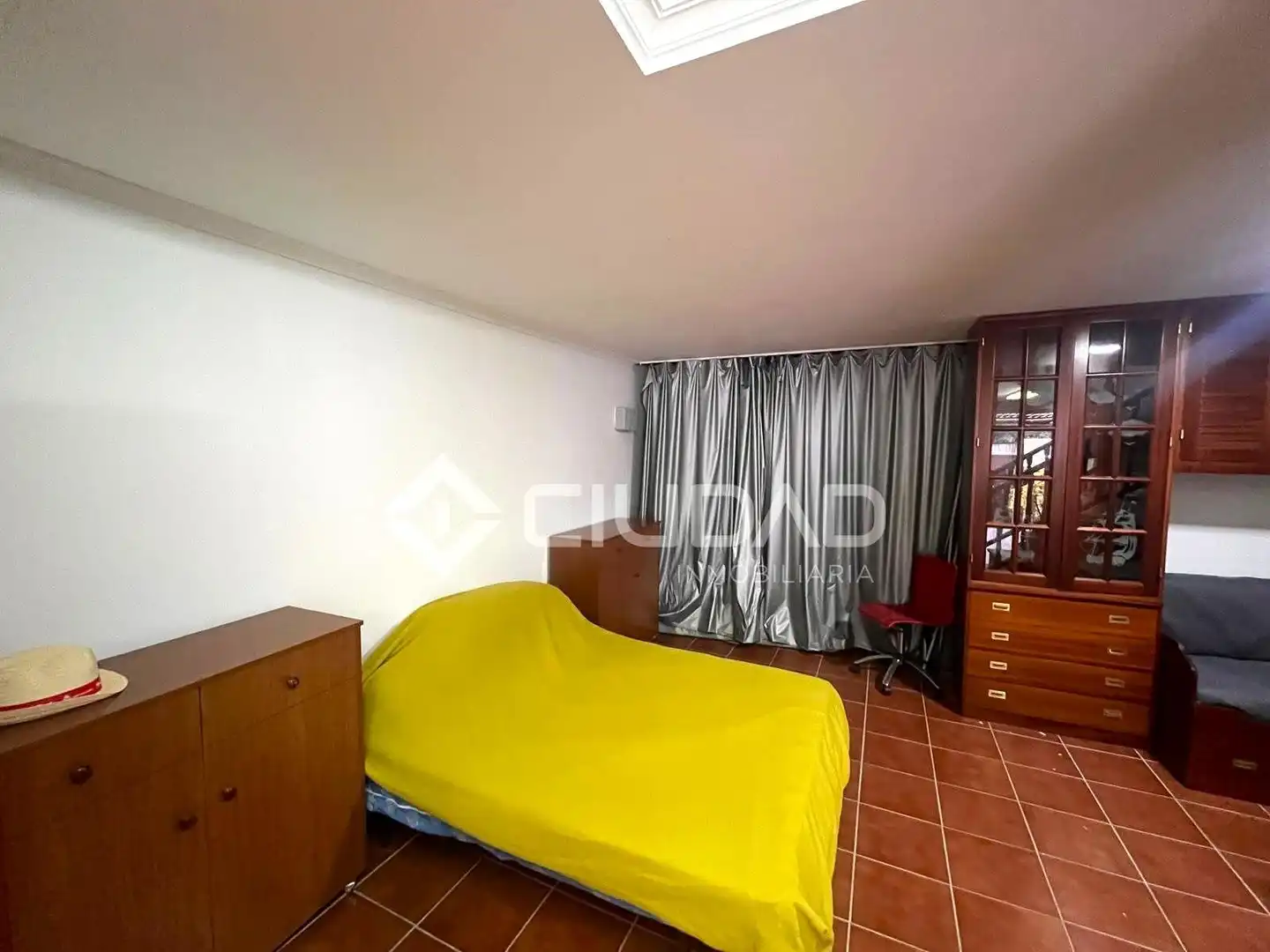 Habitación de Casa adosada en venta en Sanlúcar de Barrameda con Aire acondicionado, Jardín privado y Terraza