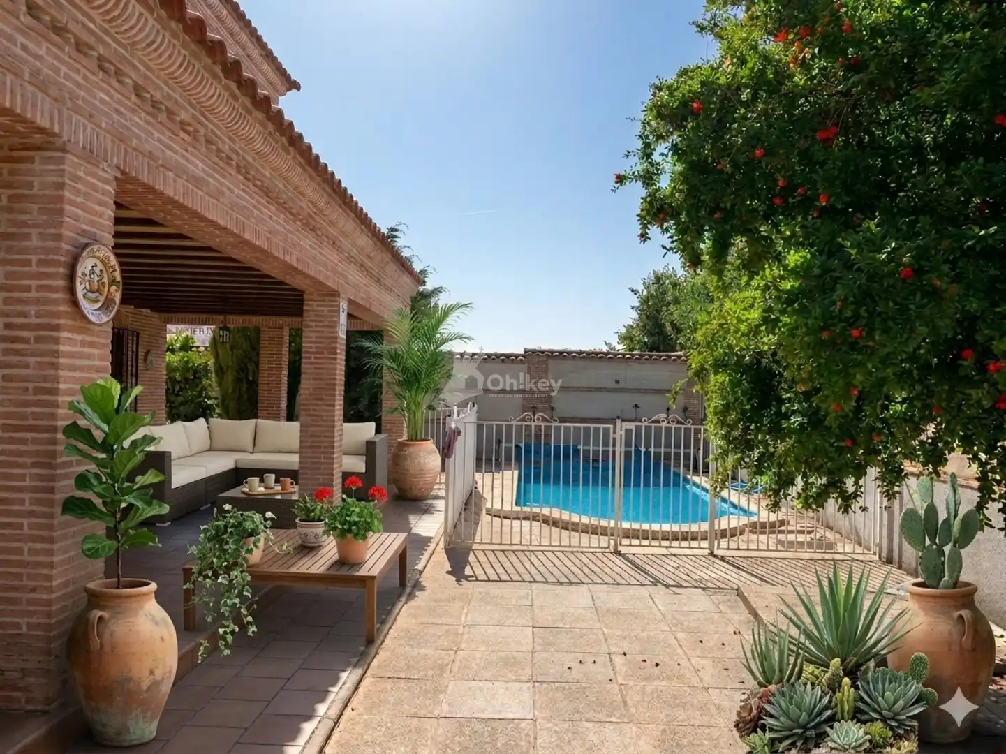 Terraza de Casa o chalet en venta en Cedillo del Condado con Aire acondicionado, Calefacción y Piscina