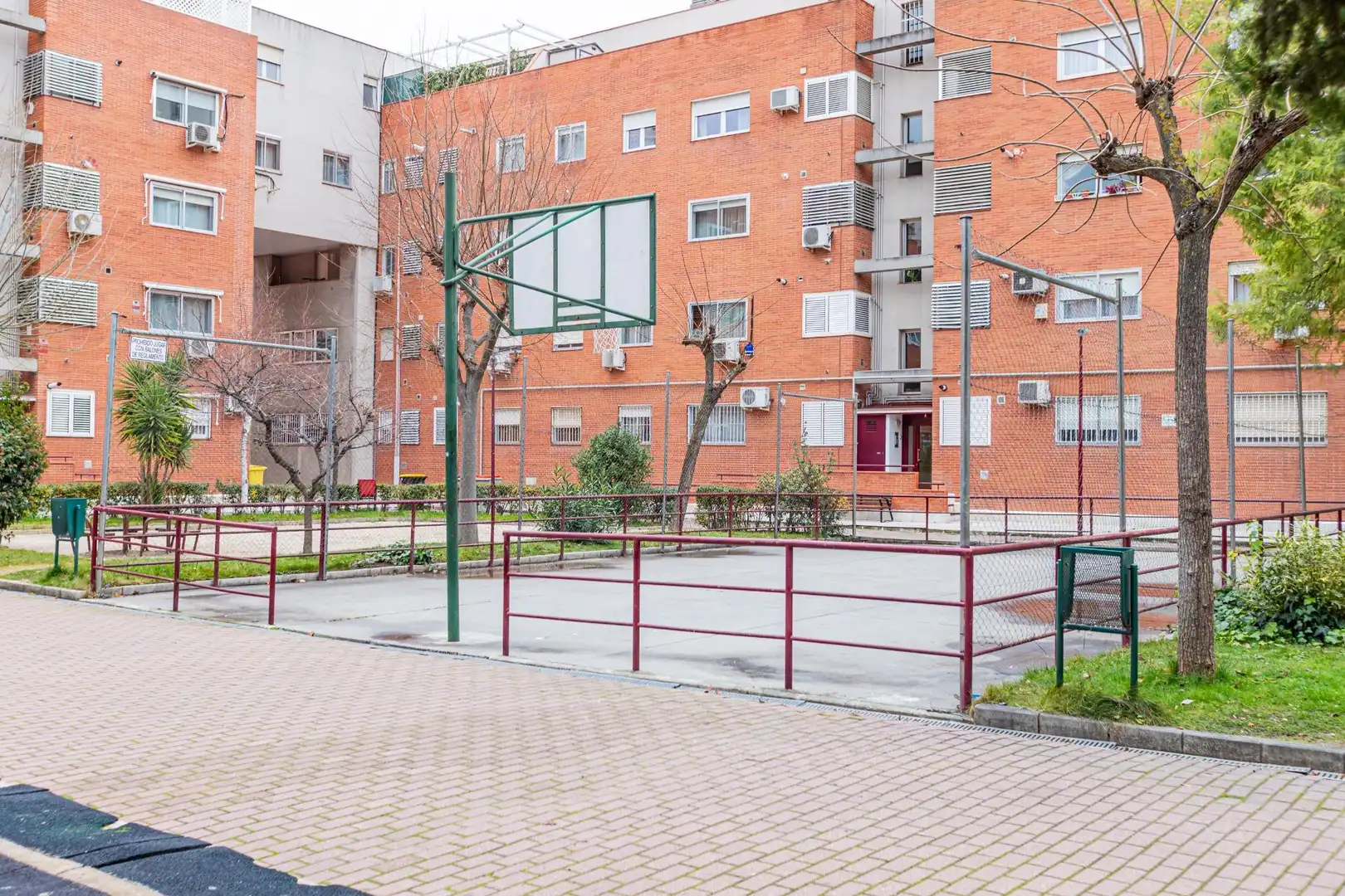 Exterior view of Flat for sale in Madrid  with Heating and Private garden