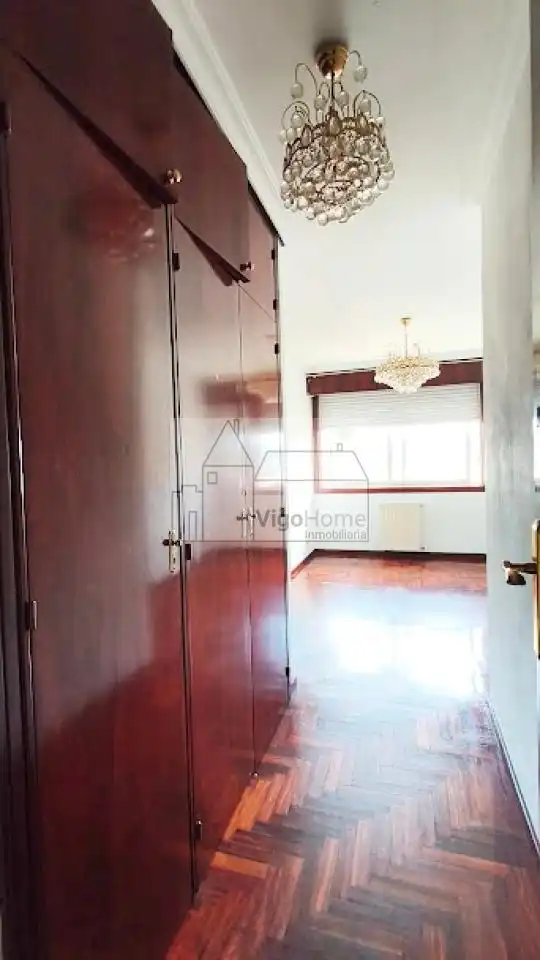 Bedroom of Flat for sale in Vigo   with Heating and Storage room