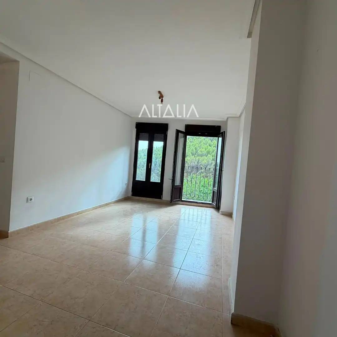 Habitación de Piso en venta en Cuenca con Terraza, Trastero y Balcón