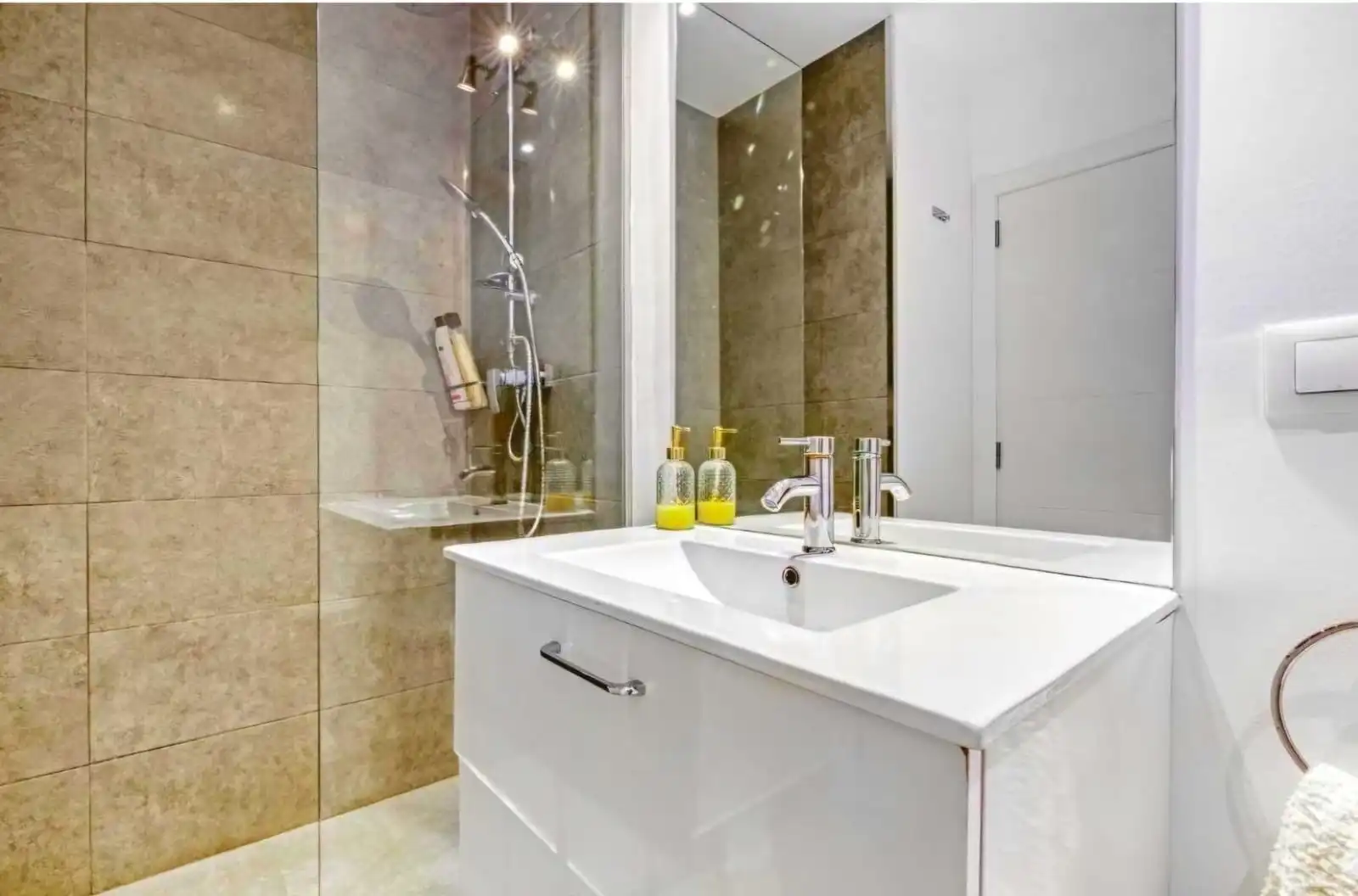Chalet con piscina en venta en Centro ciudad, imagen 18