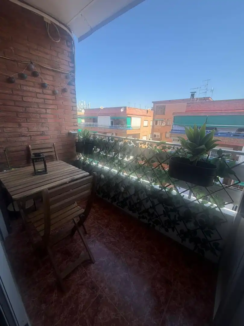 Terrasse von Wohnung zur Miete in Granada mit Abstellraum, Möbliert und Balkon