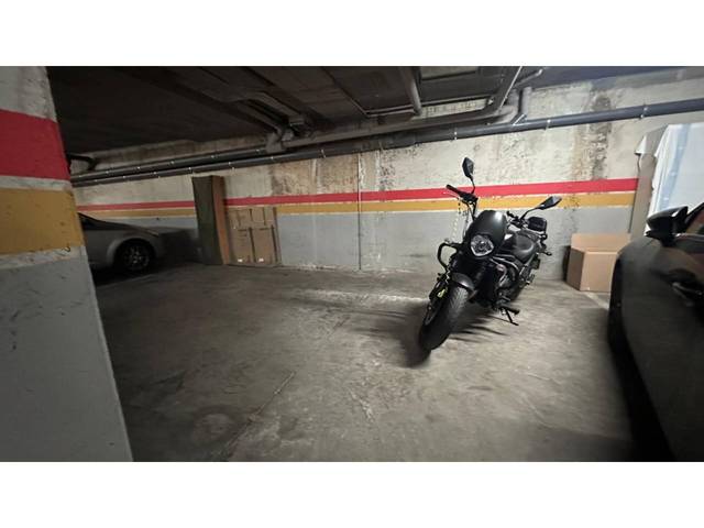 Garaje en Venta en Calle Sol en Carme - Vistalegre