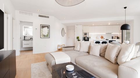 Gran inversión Oportunidad Moderno Apartamento de dos dormitorios