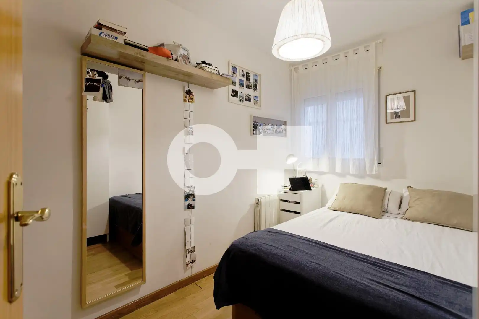 Bedroom of Duplexes for sale in Barcelona  with Heating, Parquet flooring and Terrace