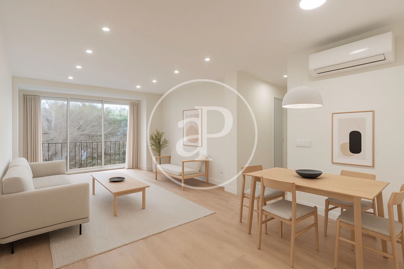 Sala de estar de Piso en venta en  Madrid Capital con Aire acondicionado, Calefacción y Jardín privado