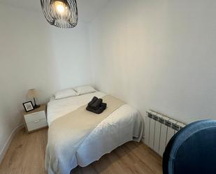 Bedroom of Flat to share in  Madrid Capital  with Heating, Furnished and Oven