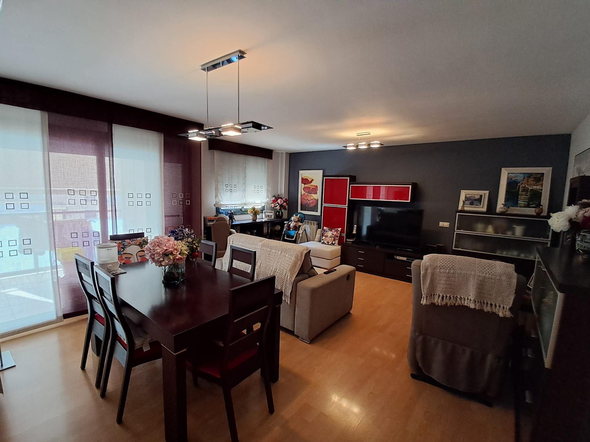 Living room of Flat for sale in  Lleida Capital  with Air Conditioner, Heating and Terrace