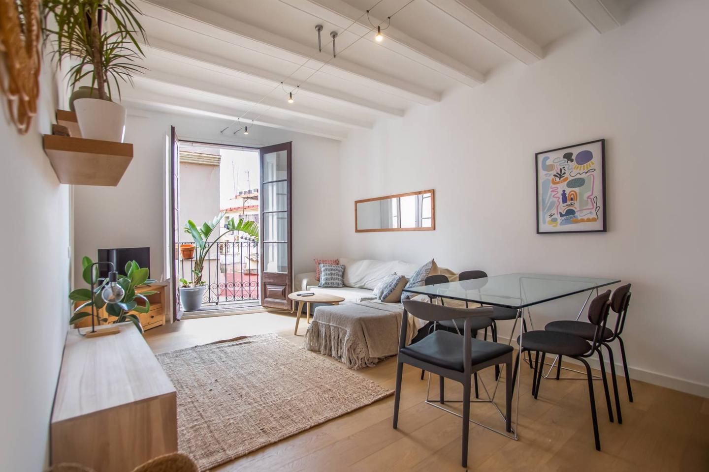 Flat to rent in Carrer dels Assaonadors, Sant Pere, Sta. Caterina i la Ribera